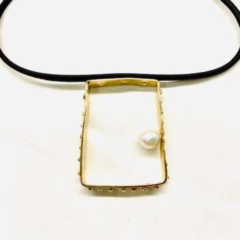 Pendente in bronzo Quadrato